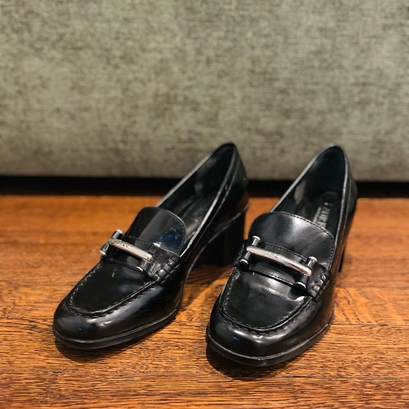 Lauren Ralph Lauren  Dalena Black patent leather heeled Loafers Neutral Sz.6 - Picture 3 of 4
